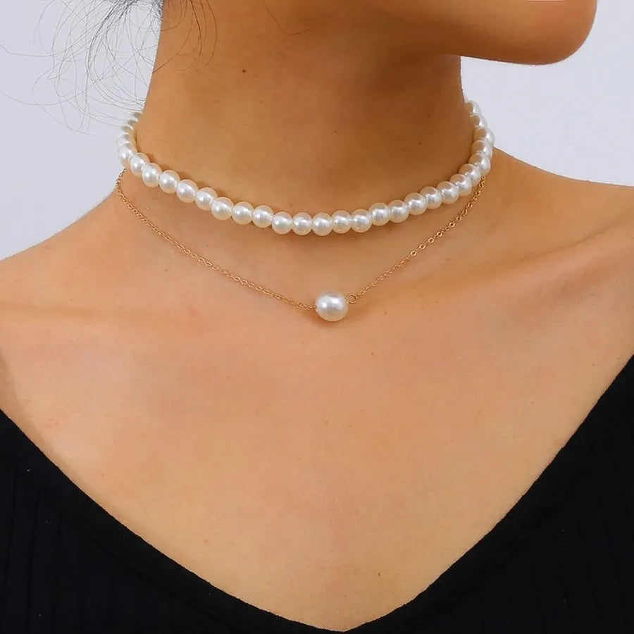 White Imitation Pearl Choker Necklace